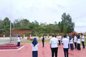 Pengadilan Agama Padangsidimpuan Laksanakan Apel Pagi Rutin, Wakil Ketua Sampaikan Pentingnya Pemberdayaan Lanyard Tamu dan Persiapan Penilaian Triwulan II