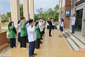 Pengadilan Agama Padangsidimpuan Laksanakan Apel Pagi Rutin, Ketua Tekankan Pentingnya Disiplin Kerja