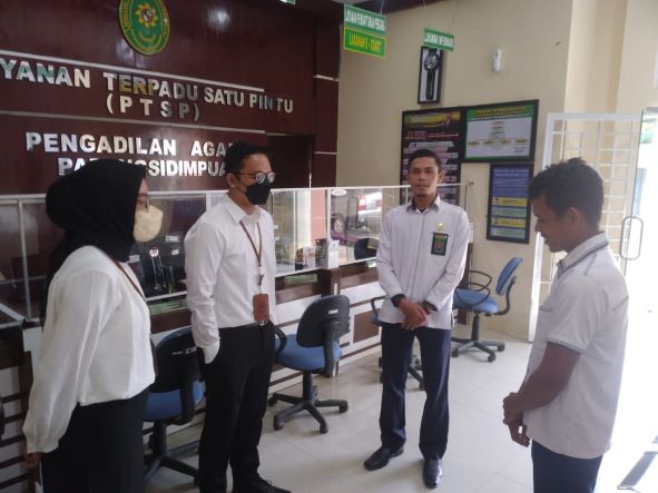 briefing mei 1