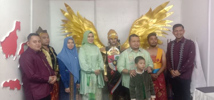 pameran 2