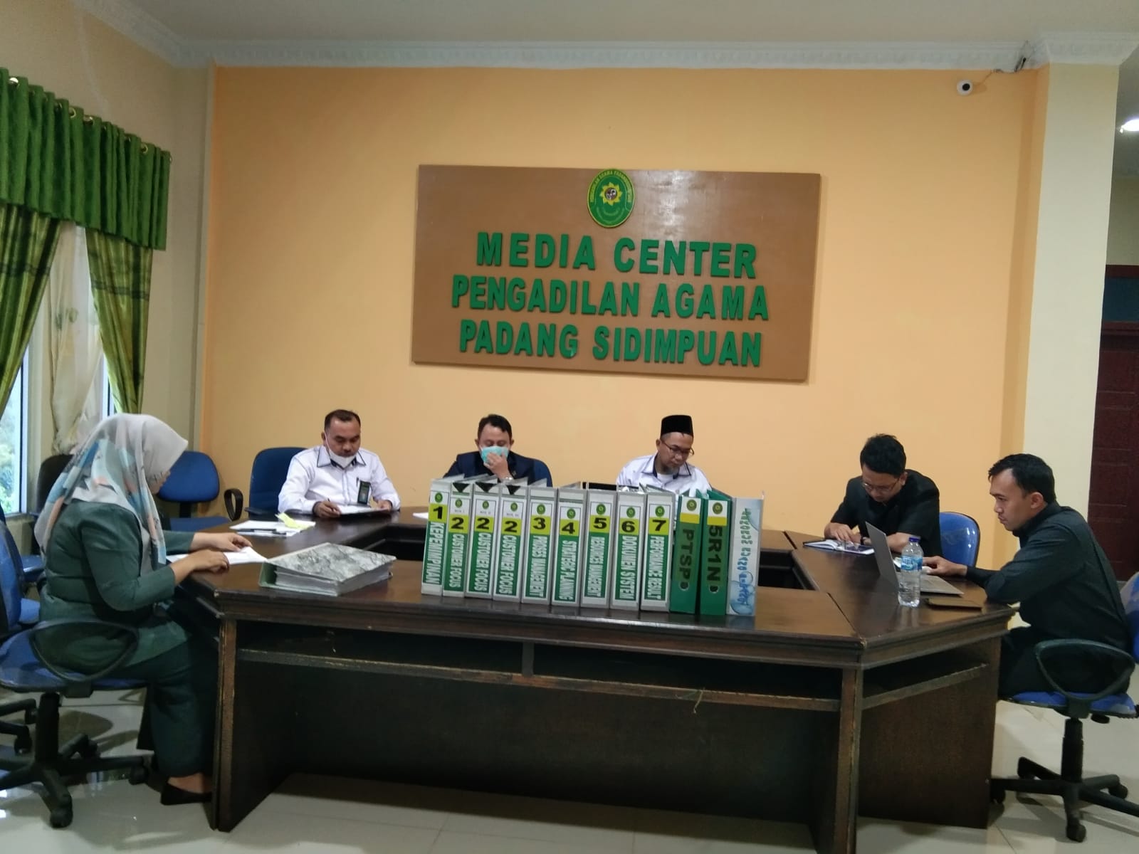rapat APM