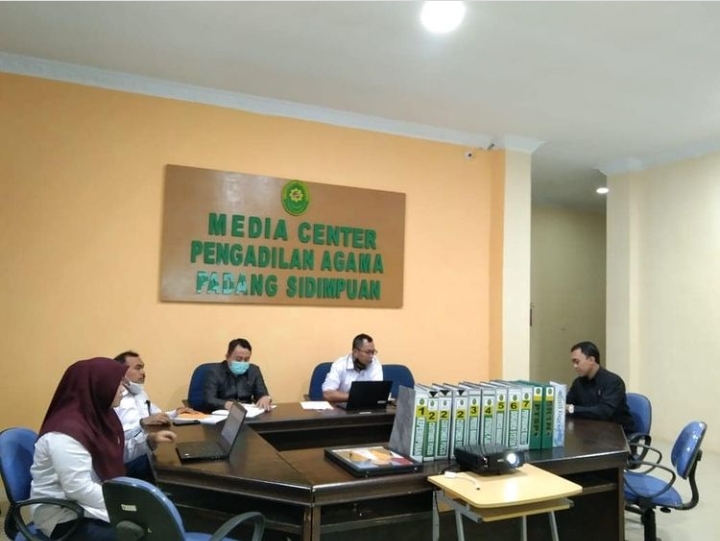 rapat APM november