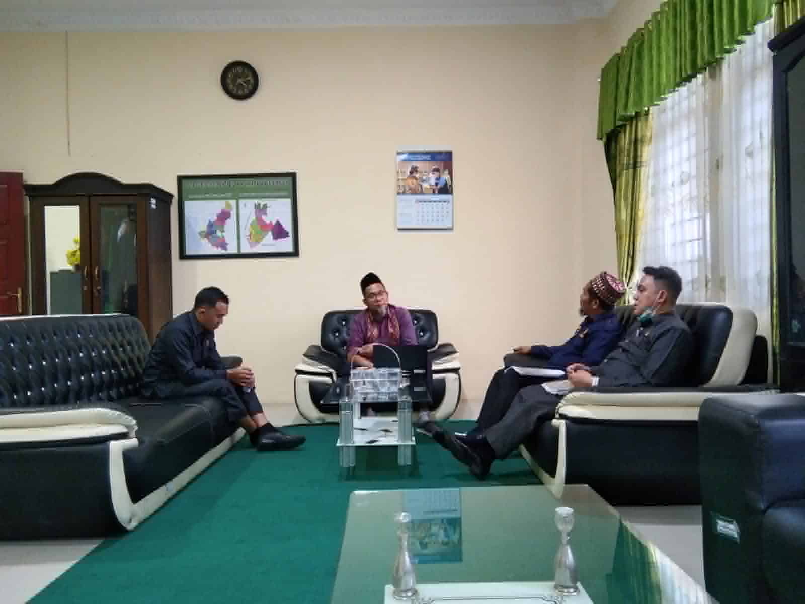 rapat honor0