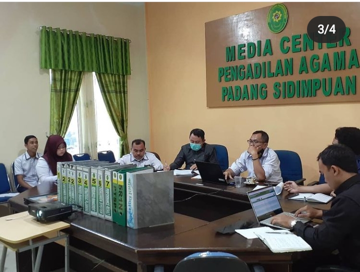 rapat laporan pengawasan