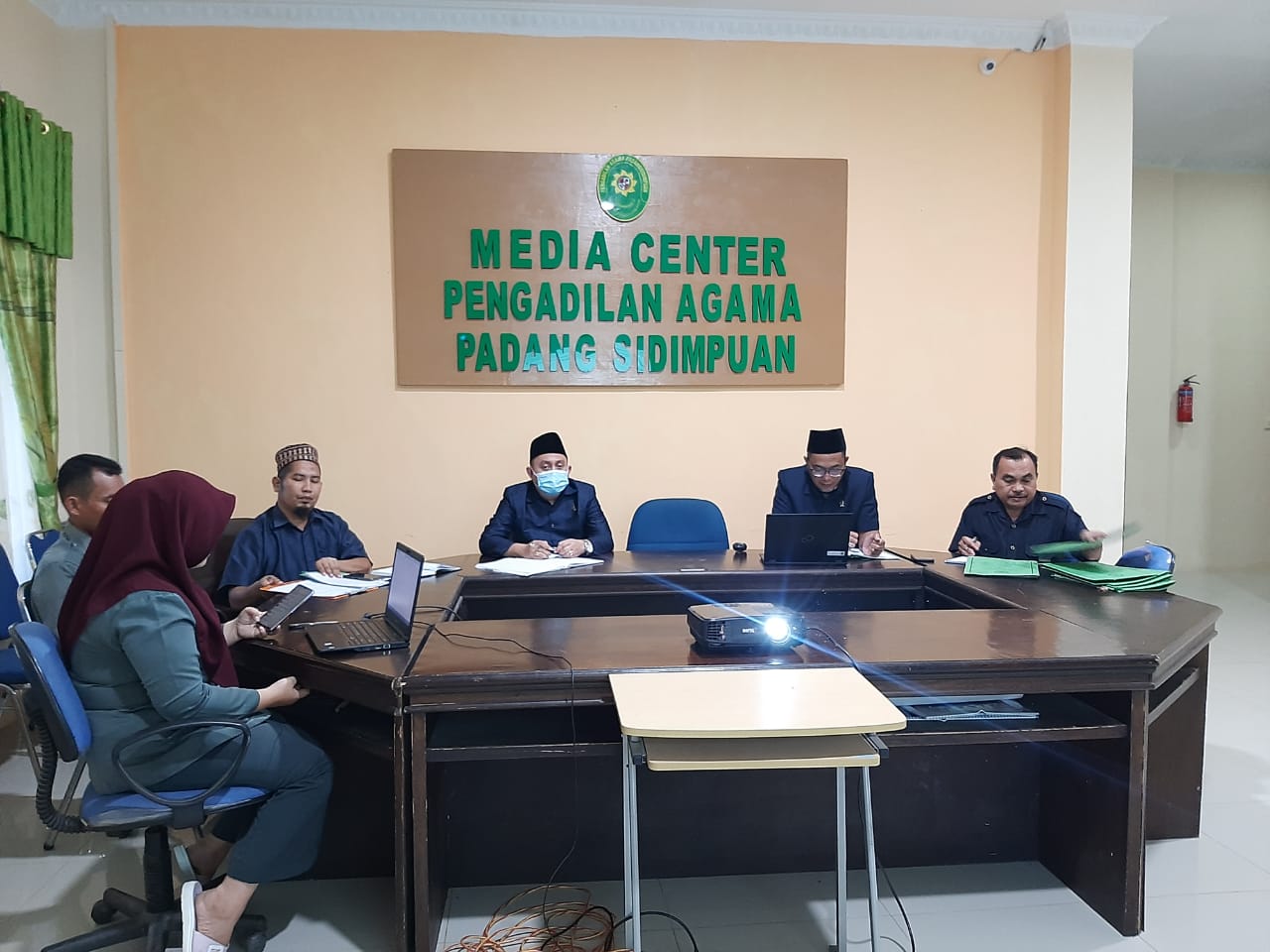 rapat website